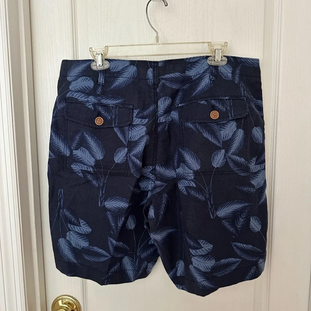 NWT J. Crew Linen Cotton Shorts Mens Navy Blue Floral Hawaiian Casual, Sz 38